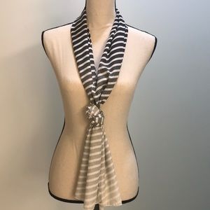 Skinny ombré Scarf ~ New